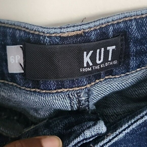 KUT from the Kloth Blue Reese Ankle Straight Leg Jeans Distressed Hem Size 6P - Picture 3 of 9